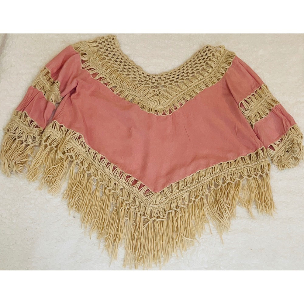 Umgee Pink Crochet Lace Fringe Boho Poncho Top Blouse Small Western Festival - Picture 6 of 6